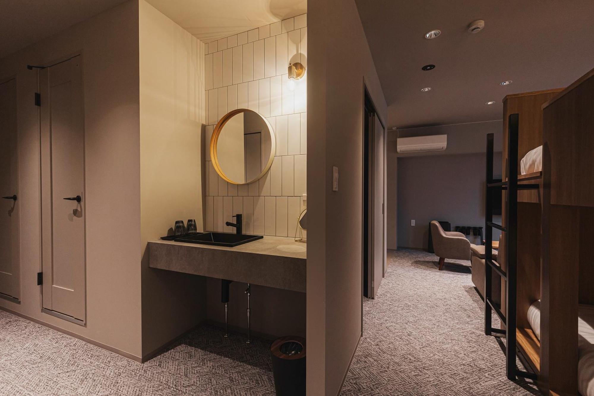 Hotel Gems And Cafe Bar Yufu