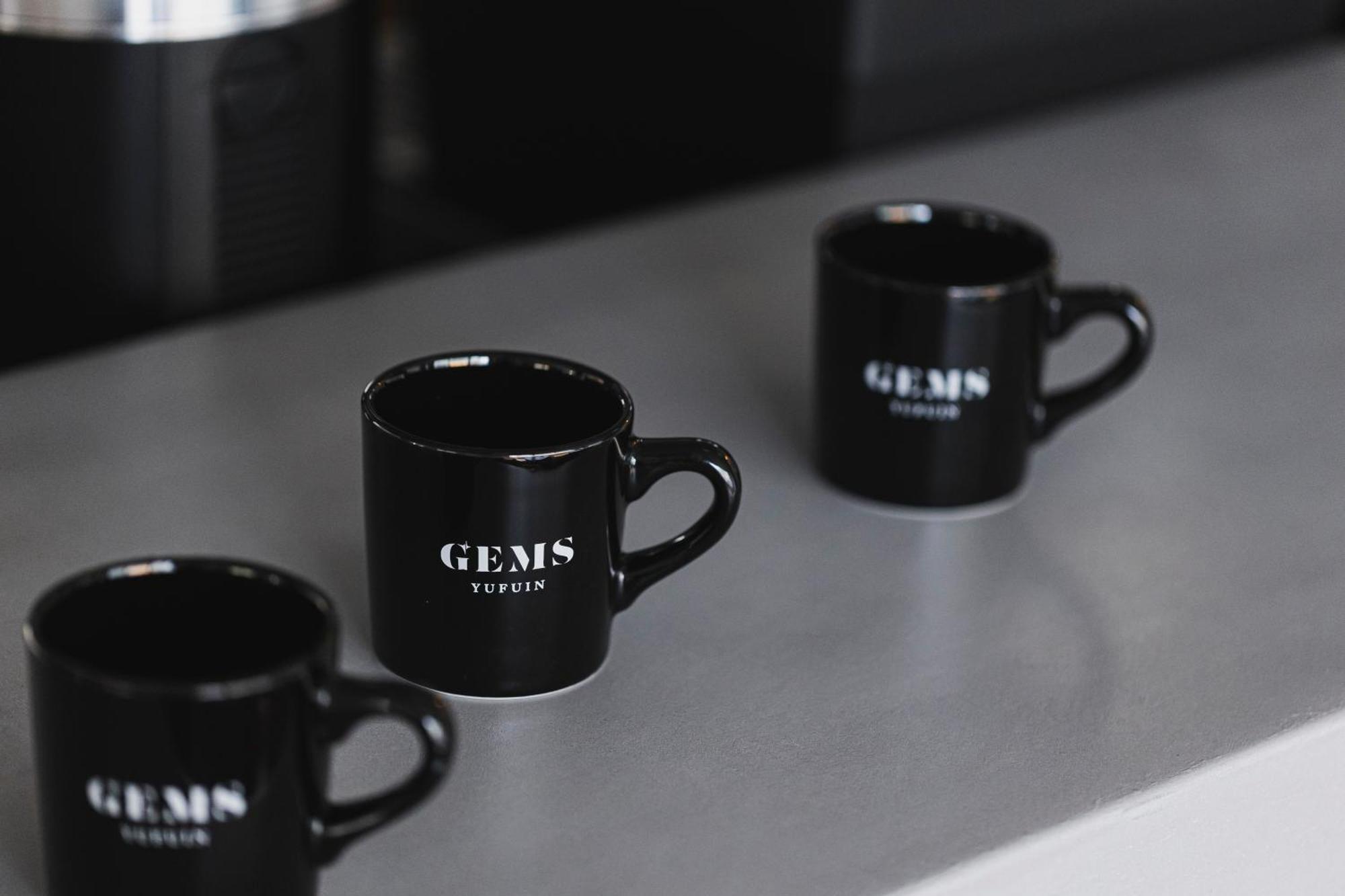 Gems And Cafe Bar
